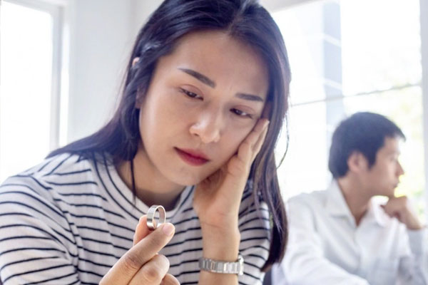 Tôi quá bức xúc với mẹ bạn trai của con-1