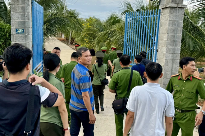 Cận cảnh nơi bà mẹ 3 con bị cả nhà chồng cũ giam cầm, đánh đập, bắt uống nước thải để trừ tà-3