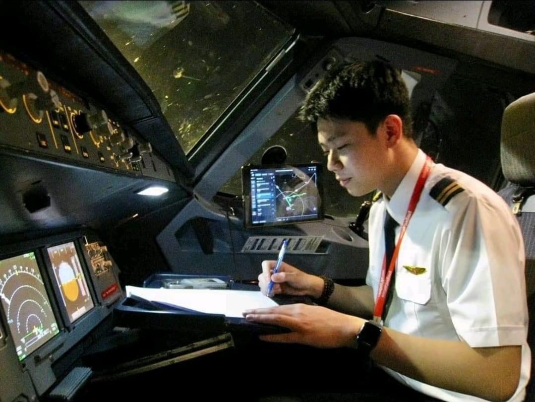 Phi công Hà Còi: Đủ đam mê, bạn sẽ chạm đến giấc mơ của mình-1