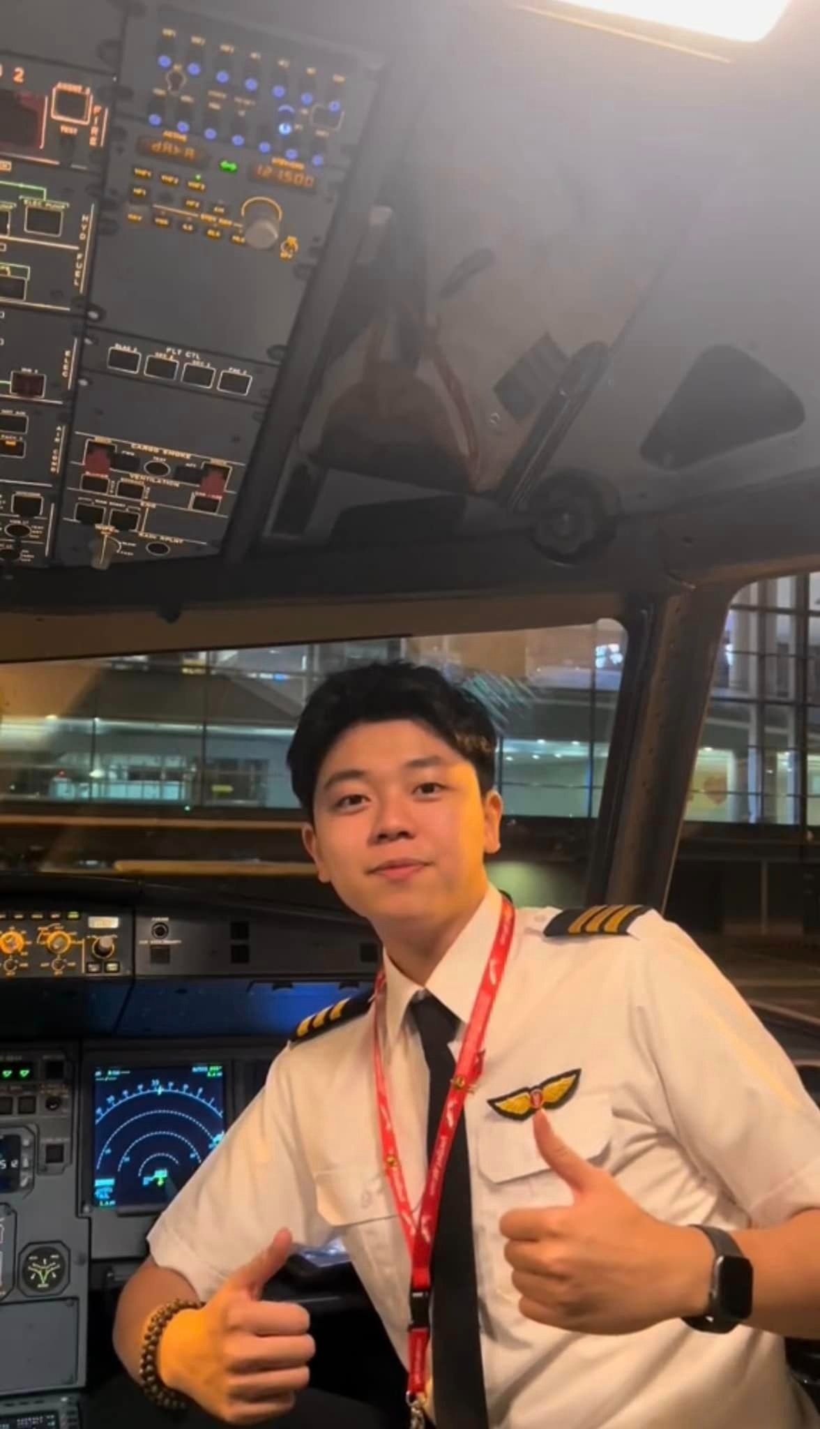 Phi công Hà Còi: Đủ đam mê, bạn sẽ chạm đến giấc mơ của mình-2