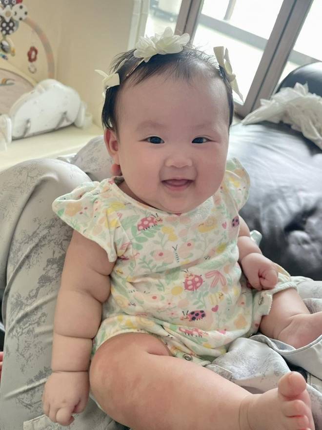 Sam vội chữa cháy cho ái nữ khi bị nhận xét giống con trai, từng phải công khai xin lỗi con vì 1 lý do-1