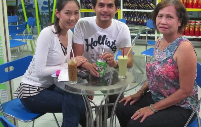 Vợ Đức Tiến nói lý do không ký giấy cho mẹ chồng sang Mỹ, bệnh viện đang điều tra cái chết của chồng-2