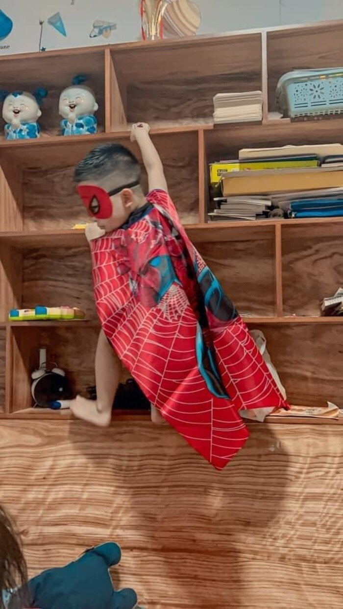 Cười bò khoảnh khắc ông bà trông cháu nghỉ hè hở ra là tìm khắp làng chưa thấy-5