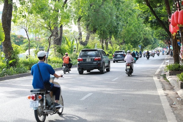 Vụ 3 thanh niên tử vong trên đường Láng: Nhân chứng kể lại khoảnh khắc kinh hoàng-2