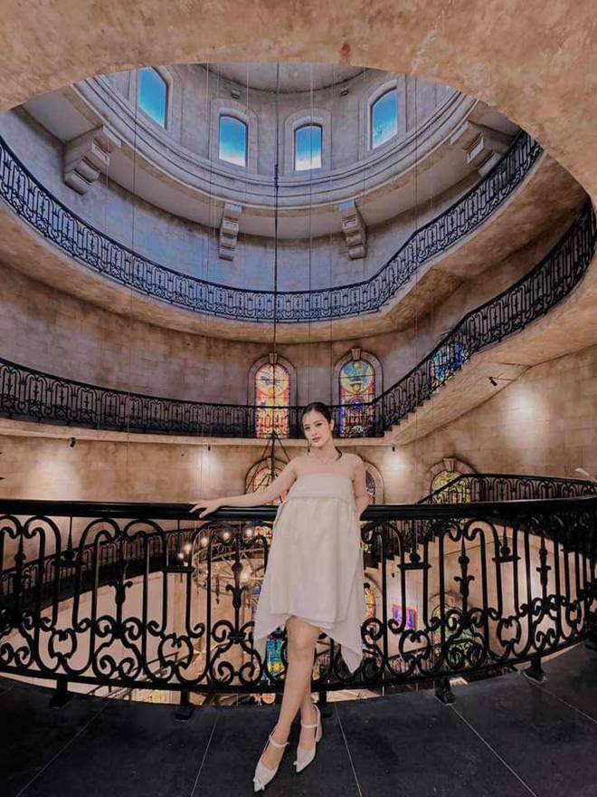 Hé lộ thời gian Đông Nhi sinh con gái thứ 2, làm dâu hào môn nên cả thai kỳ sướng như bà hoàng-5