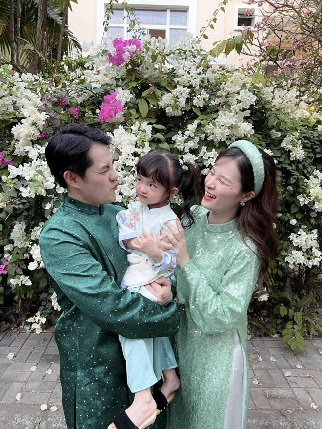 Hé lộ thời gian Đông Nhi sinh con gái thứ 2, làm dâu hào môn nên cả thai kỳ sướng như bà hoàng-8