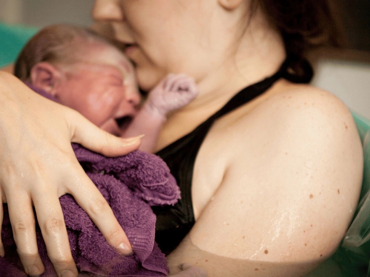 Sinh con thuận tự nhiên tại nhà: Lợi chưa thấy đâu nhưng nguy hiểm đủ đường-1