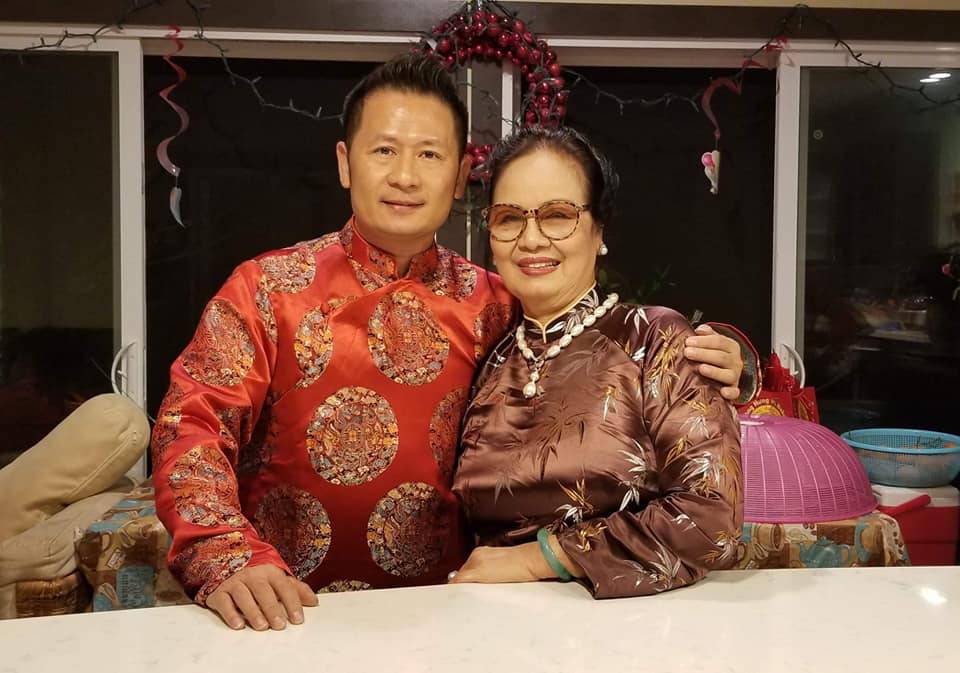 Bằng Kiều tặng mẹ món quà đắt tiền trong biệt thự 2000m2 ở Mỹ-3