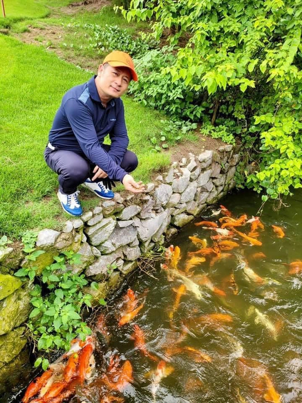 Bằng Kiều tặng mẹ món quà đắt tiền trong biệt thự 2000m2 ở Mỹ-13