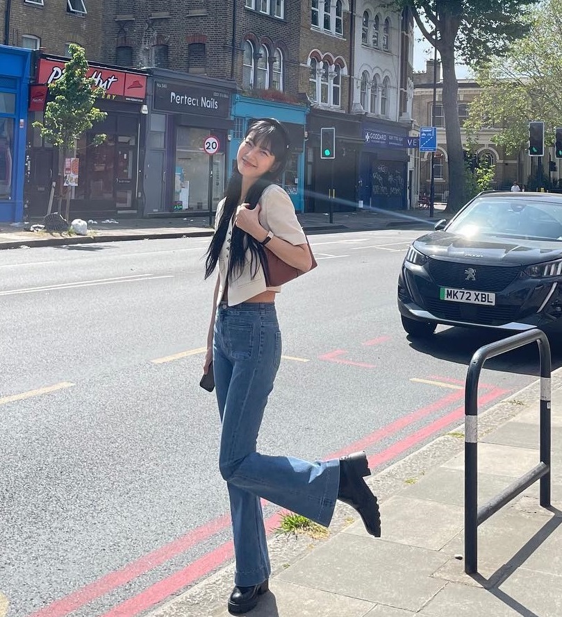 Yoona và Suzy thăng hạng phong cách nhờ 4 cách diện đồ đơn giản-6