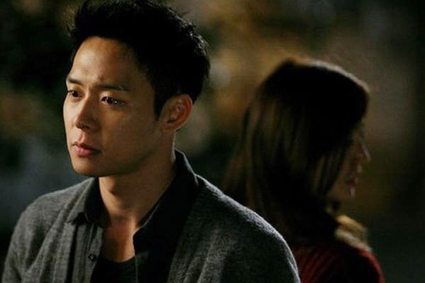 Chồng đòi đổi xe ô tô sang loại gần 2 tỷ, vợ gục ngã khi đọc một tin nhắn-2