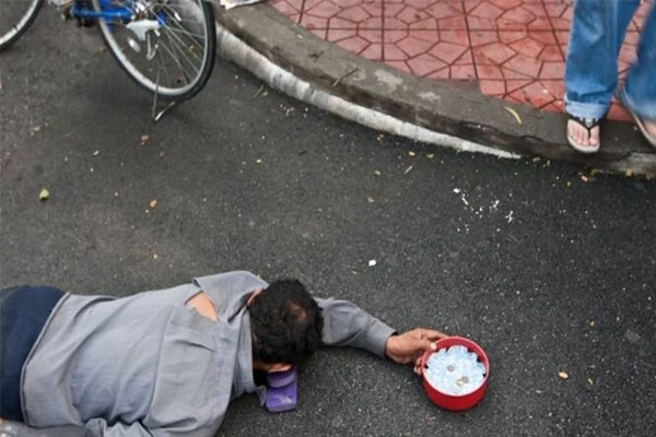 Ăn xin Thái Lan có thể kiếm gần 70 triệu đồng/tháng, chính quyền cố ngăn chặn-1
