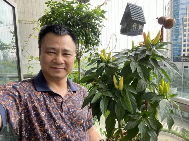 Ban công xanh nhà NSND Tự Long được cả 2 vợ chồng thích thú, bà xã Đại úy còn khoe: View thật tuyệt-2