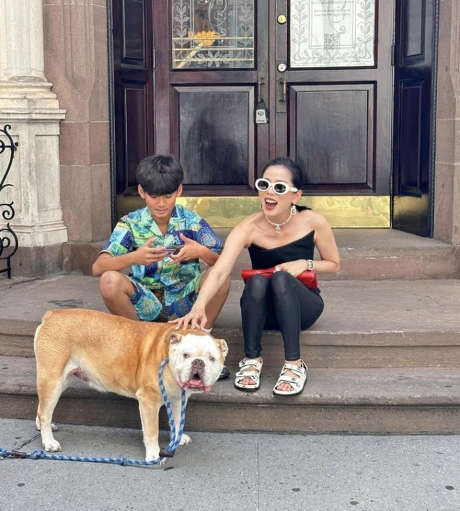 Quý tử nhà sao Việt sinh ra ở vạch đích: 13 tuổi đã có dinh thự 200 tỷ, học trường đắt đỏ, diện mạo dậy thì gây bất ngờ-5