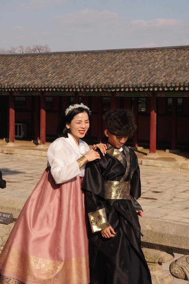 Quý tử nhà sao Việt sinh ra ở vạch đích: 13 tuổi đã có dinh thự 200 tỷ, học trường đắt đỏ, diện mạo dậy thì gây bất ngờ-9