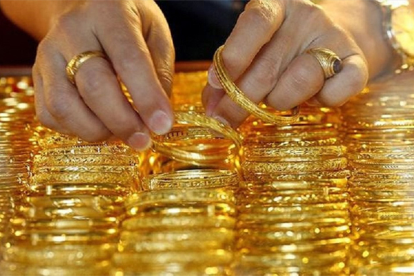 Giá vàng hôm nay 14/6/2024: Thế giới giảm không phanh, SJC tiếp tục lặng sóng-1