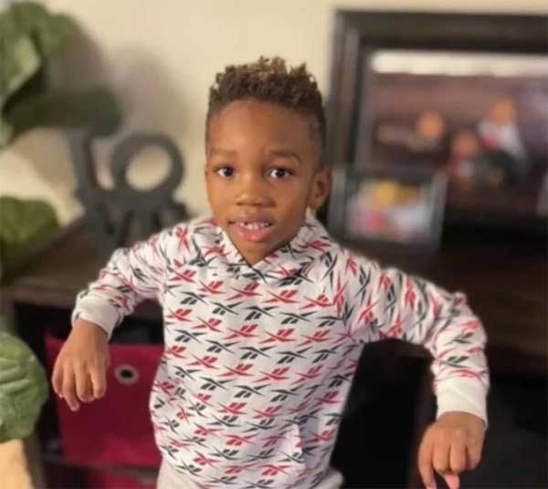 Bi kịch ám ảnh: Thấy mẹ bị bạo hành, cậu bé 8 tuổi dũng cảm bảo vệ mẹ rồi bị cha ruột bắn tử vong-1