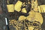 Clip: Cận cảnh ngôi mộ cổ 1.200 năm chứa 'đầy vàng' được khai quật