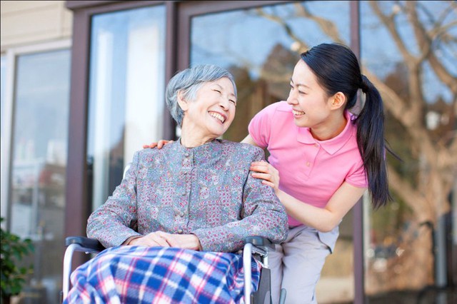 Tôi 55 tuổi, lương hưu 13 triệu đồng/tháng, mua một căn nhà dưỡng lão ở quê để mẹ đến ở: Vợ chồng anh trai chuyển đến, họ như chủ nhà, xem tôi là ‘khách’-1
