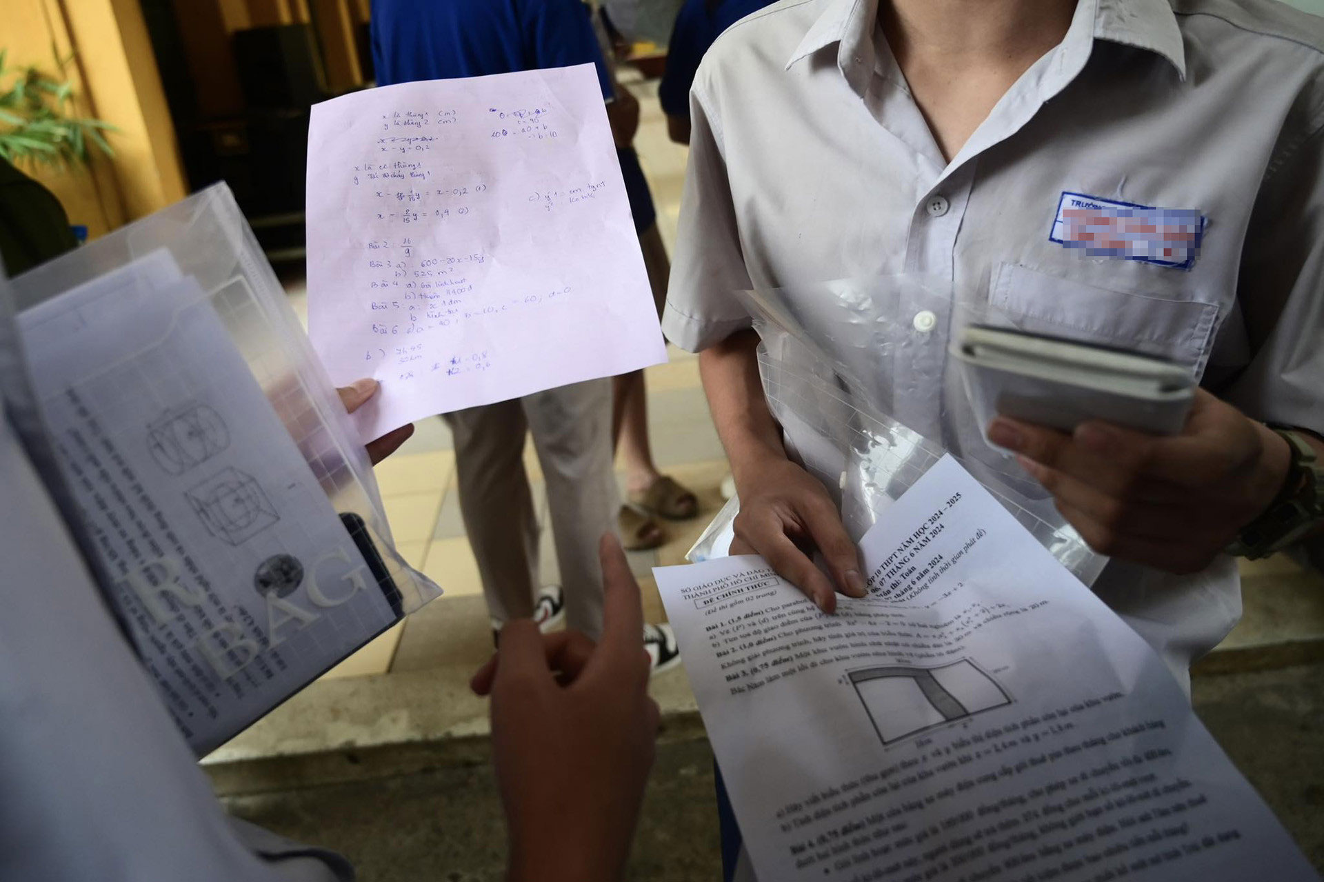 Đề thi Toán lớp 10 của TPHCM: Thiếu phản biện, chỉ hợp với trình độ giáo viên?-1