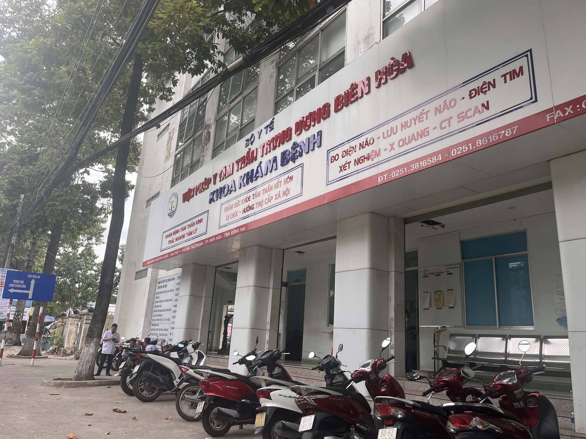 Bộ Công an bắt 2 bác sĩ Viện Pháp y tâm thần trung ương Biên Hòa-1