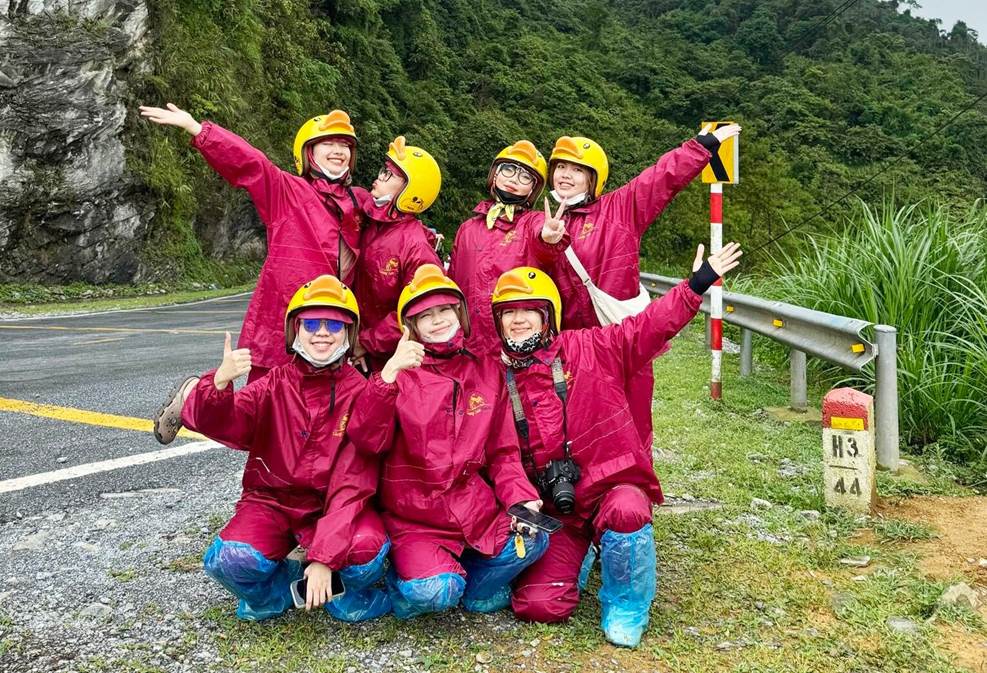 7 cô gái gen Z kể trải nghiệm nhớ đời khi phượt Hà Giang đúng đợt mưa lũ-2