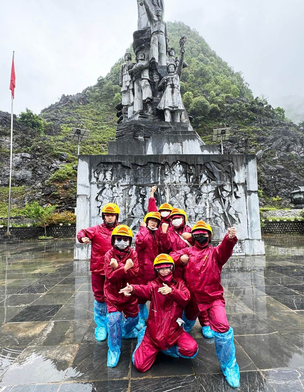 7 cô gái gen Z kể trải nghiệm nhớ đời khi phượt Hà Giang đúng đợt mưa lũ-5