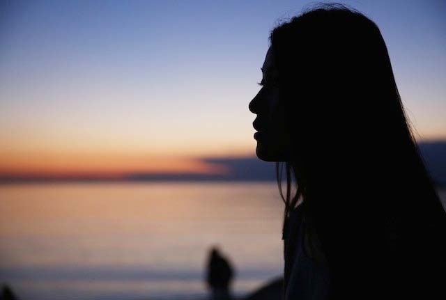 Mẹ đơn thân ngoài 40 tuổi có nên mở lòng thêm lần nữa với trai trẻ?-1