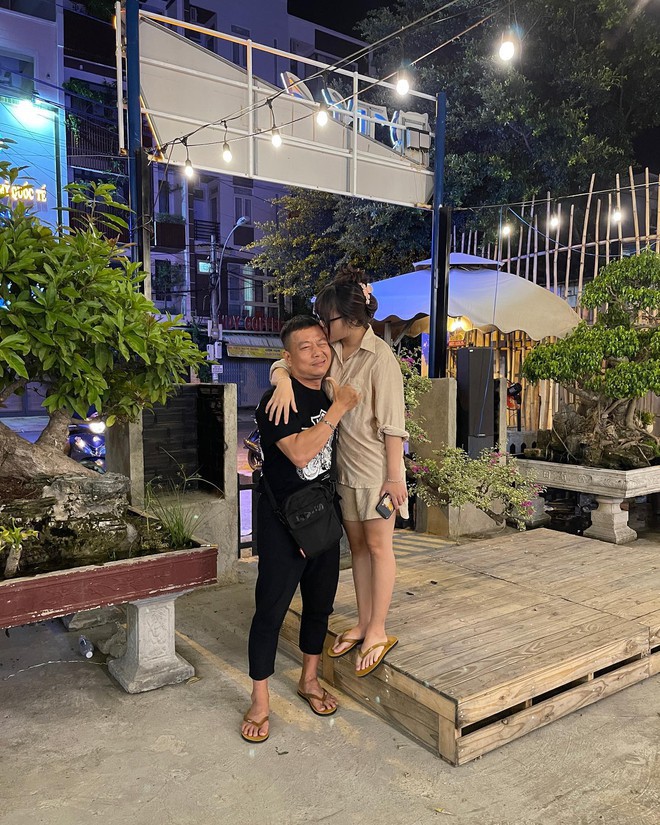 Ông chú 43 tuổi được nữ sinh 2001 tỏ tình nhưng từ chối, 4 năm sau nhận cái kết không ngờ-6