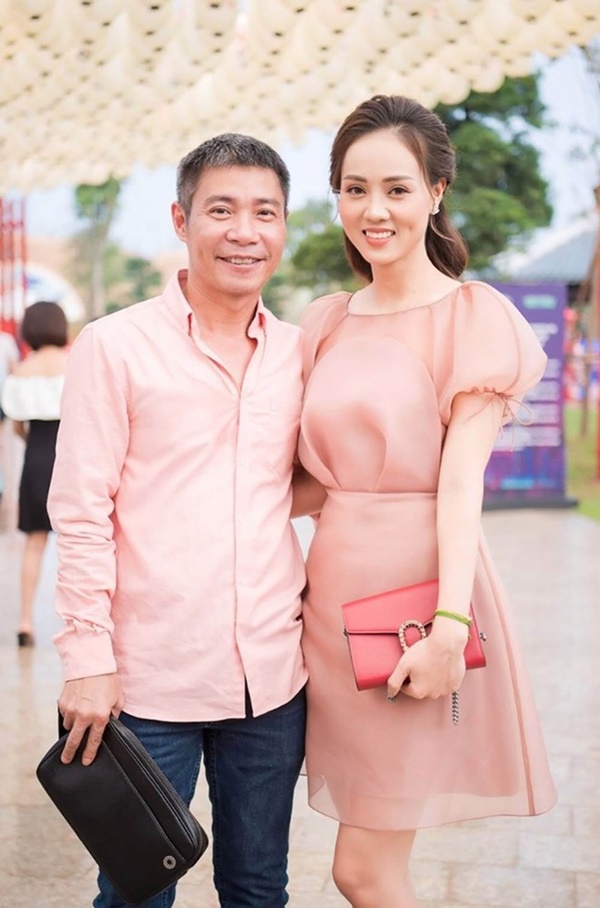 Sao Việt cùng thời: Người bị gọi bằng chú, người trẻ mãi không già-11