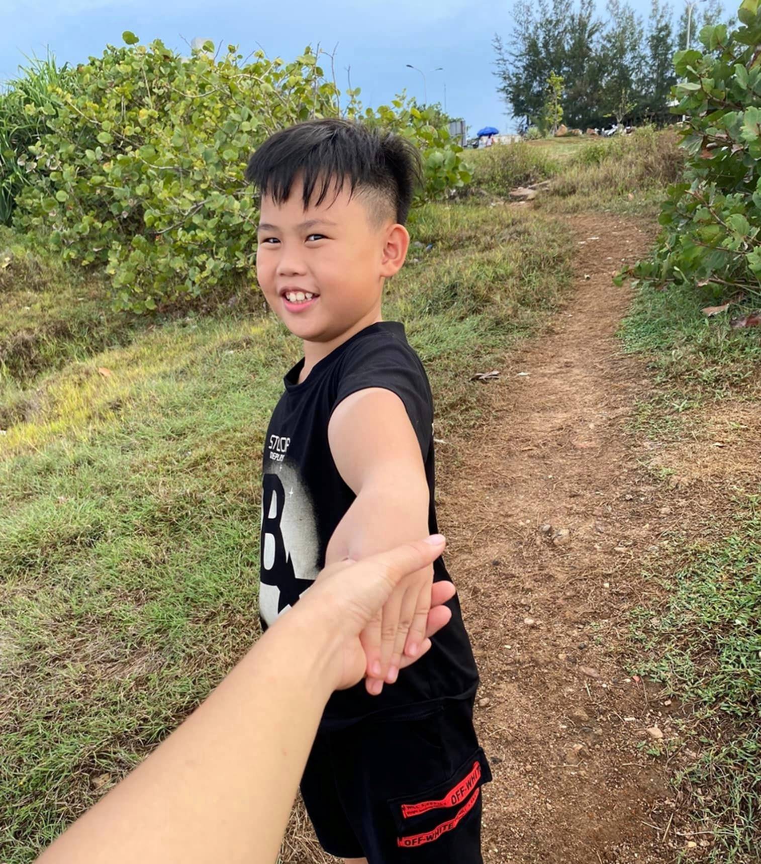 Bà mẹ người gốc Hải Phòng một mình lái xe 2.240 km đưa con trai du lịch xuyên Việt-5