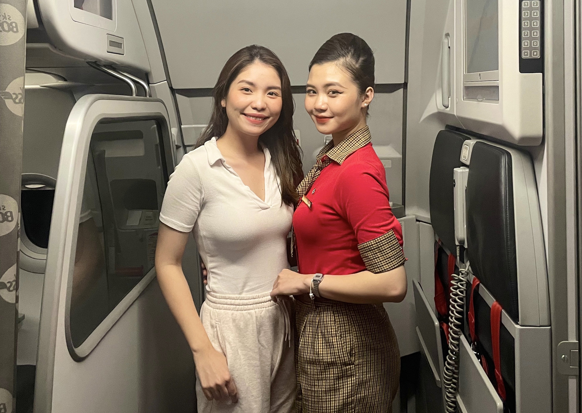 Cựu tiếp viên hàng không Việt kể trải nghiệm cay đắng khi ra nước ngoài-3