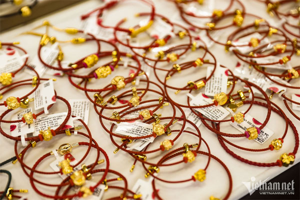 Giá vàng hôm nay 16/6/2024: Thế giới chốt tuần tăng-1