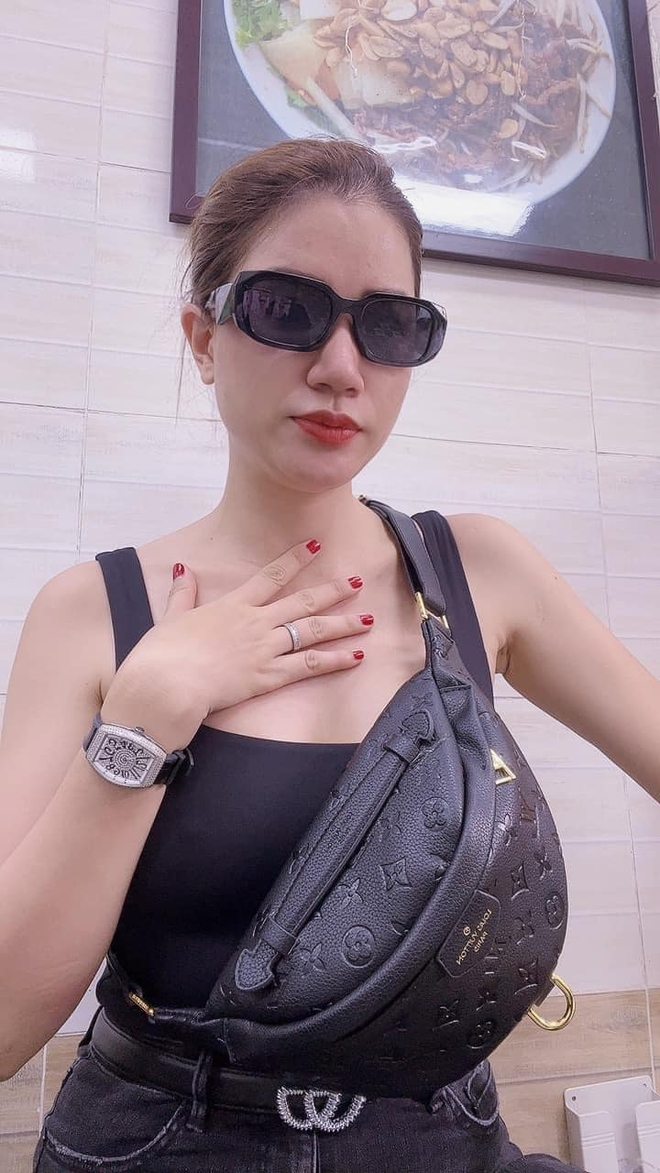 Cựu siêu mẫu nổi tiếng: Ở Việt Nam là CEO giàu có, qua Mỹ làm osin, ăn cơm từ thiện, nhận trợ cấp-7