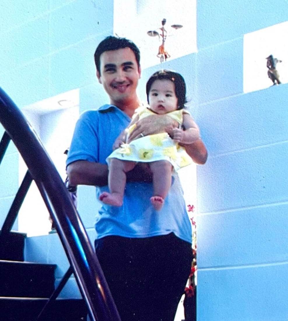 Quyền Linh xúc động suýt khóc mấy lần trong ngày con gái tốt nghiệp-2