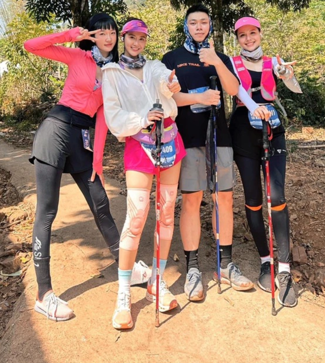 Hội bạn thân của phu nhân hào môn Phanh Lee tụ họp, 1 mỹ nhân mẹ đơn thân mới vướng tin hẹn hò xuất hiện-9