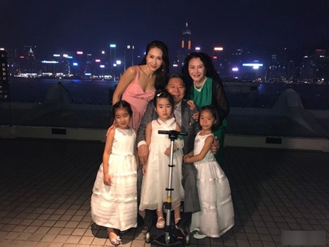 Nữ diễn viên từng bị chỉ trích vì lấy chồng khuyết tật, làm mẹ nuôi 3 con gái trong biệt thự 1000 tỷ ai cũng nể-2