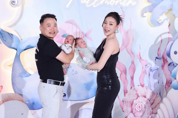 Cặp song sinh vừa đầy tháng, Phương Oanh đã giảm gần 20kg, da dẻ căng mịn như thời còn son-11