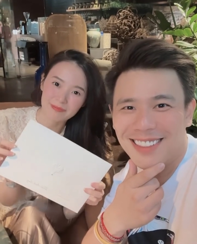 Trước thềm hôn lễ, Midu tiết lộ lần đầu ngộ ra một điều sau hành động này của chồng doanh nhân-6