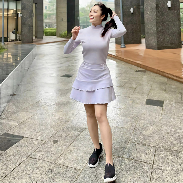 Nhan sắc đời thực xinh đẹp của MC Thùy Linh-2