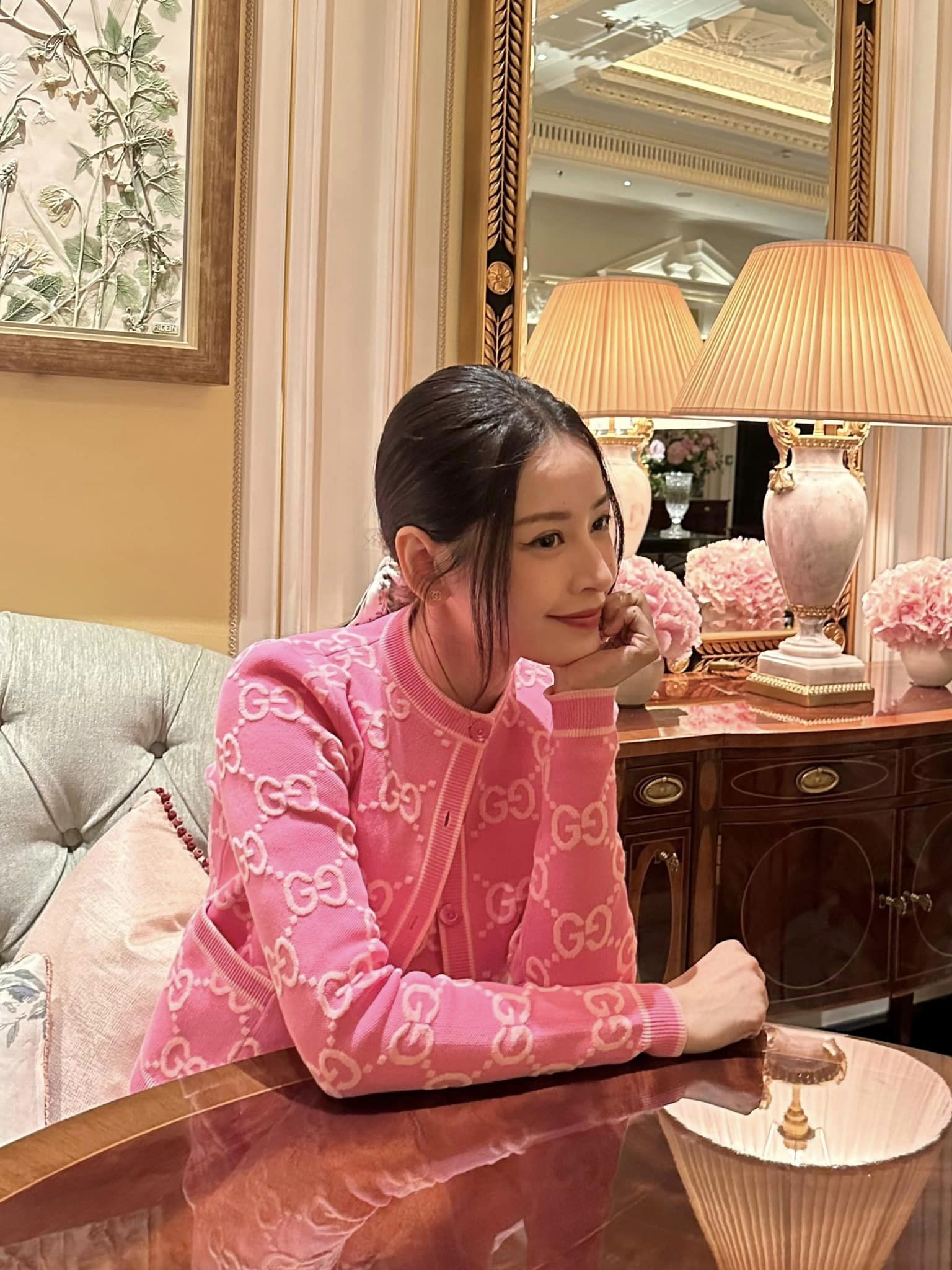 Chi Pu bị bắt gặp xuất hiện tình tứ bên một người đàn ông tại Anh-4