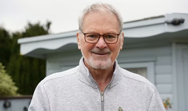 Hai cha con cùng mắc 1 loại ung thư, chỉ ra 3 điều nam giới cần làm để phát hiện bệnh sớm-1