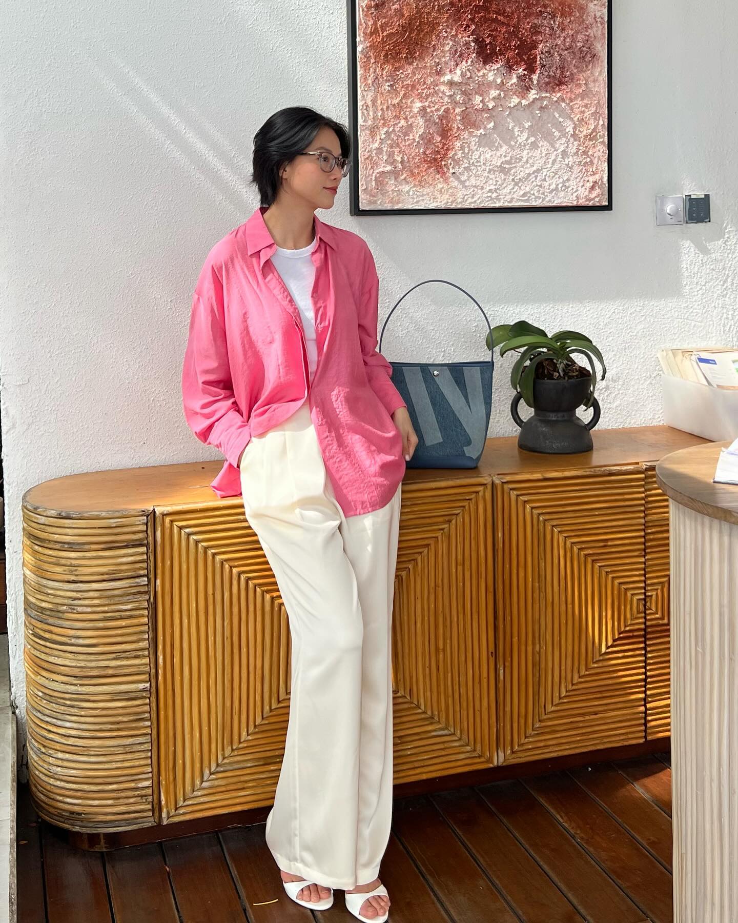 Mỹ nhân Việt thường phối sandal với 4 kiểu trang phục để càng thêm trẻ trung, tôn dáng-9