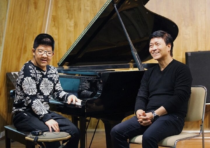 Nghệ sỹ Quốc Tuấn cảm thấy xấu hổ khi được gọi là ông bố quốc dân-2