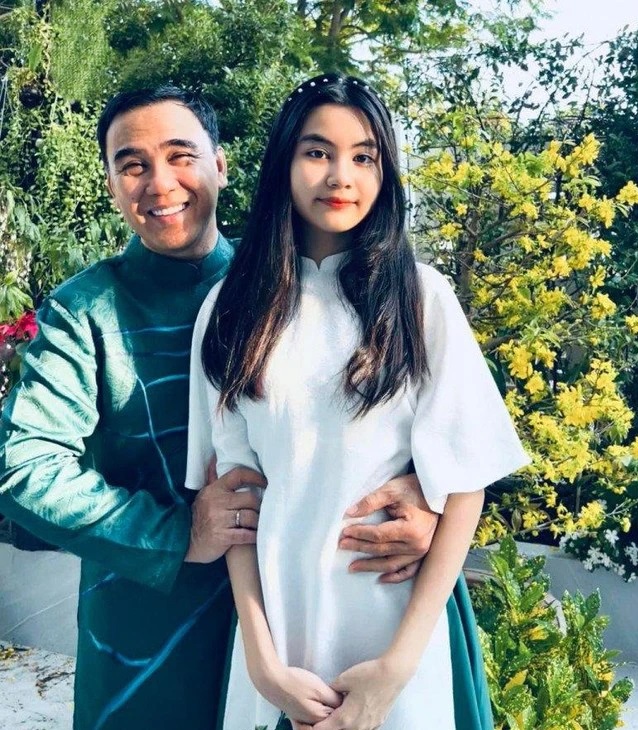 MC Quyền Linh: Không dám đi họp phụ huynh vì không biết tiếng Anh, cho con 500 nghìn nhưng bị từ chối-2