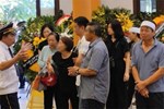 Người thân, bạn bè khóc nghẹn trong lễ tang 4 nạn nhân tử vong trong vụ cháy nhà ở Định Công Hạ