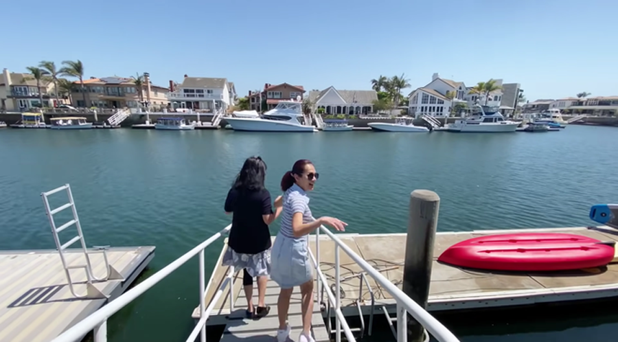 Nữ ca sĩ Việt tuổi 50 viên mãn bên chồng con trong biệt thự hơn 70 tỷ đồng ở Mỹ-8