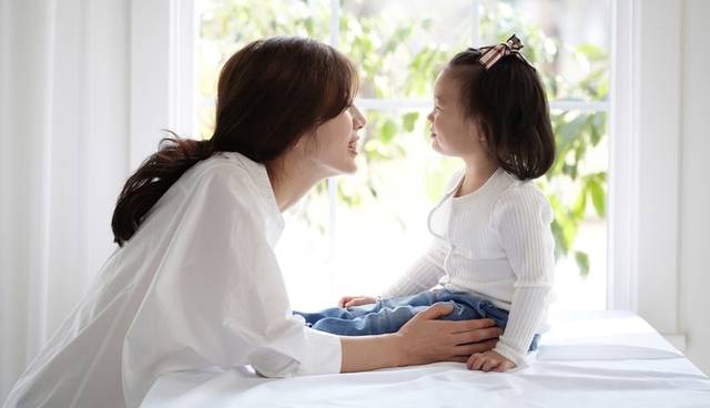 Chuyên gia Harvard: 4 hành động vô tư của cha mẹ làm giảm IQ của con, nên thay đổi càng sớm càng tốt-1