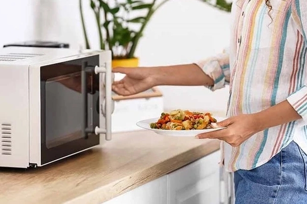 Hướng dẫn cách bóc thịt cua biển đơn giản-2