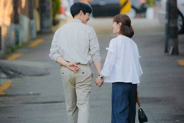 63 tuổi, lương hưu 35 triệu đồng/tháng, từng đau lòng vì con trai từ chối sống cùng: Khi nằm viện, tôi mới ngộ ra phúc báo lớn nhất của đời mình-2